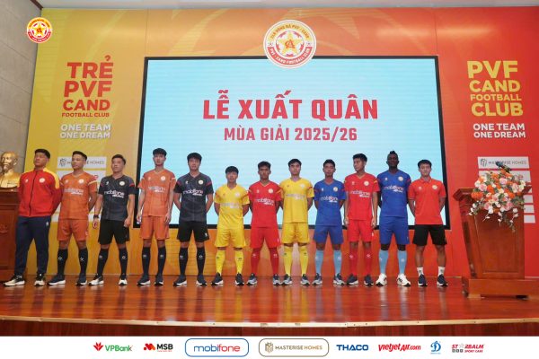 CLB PVF-CAND giới thiệu bộ trang phục thi đấu mùa giải mới.