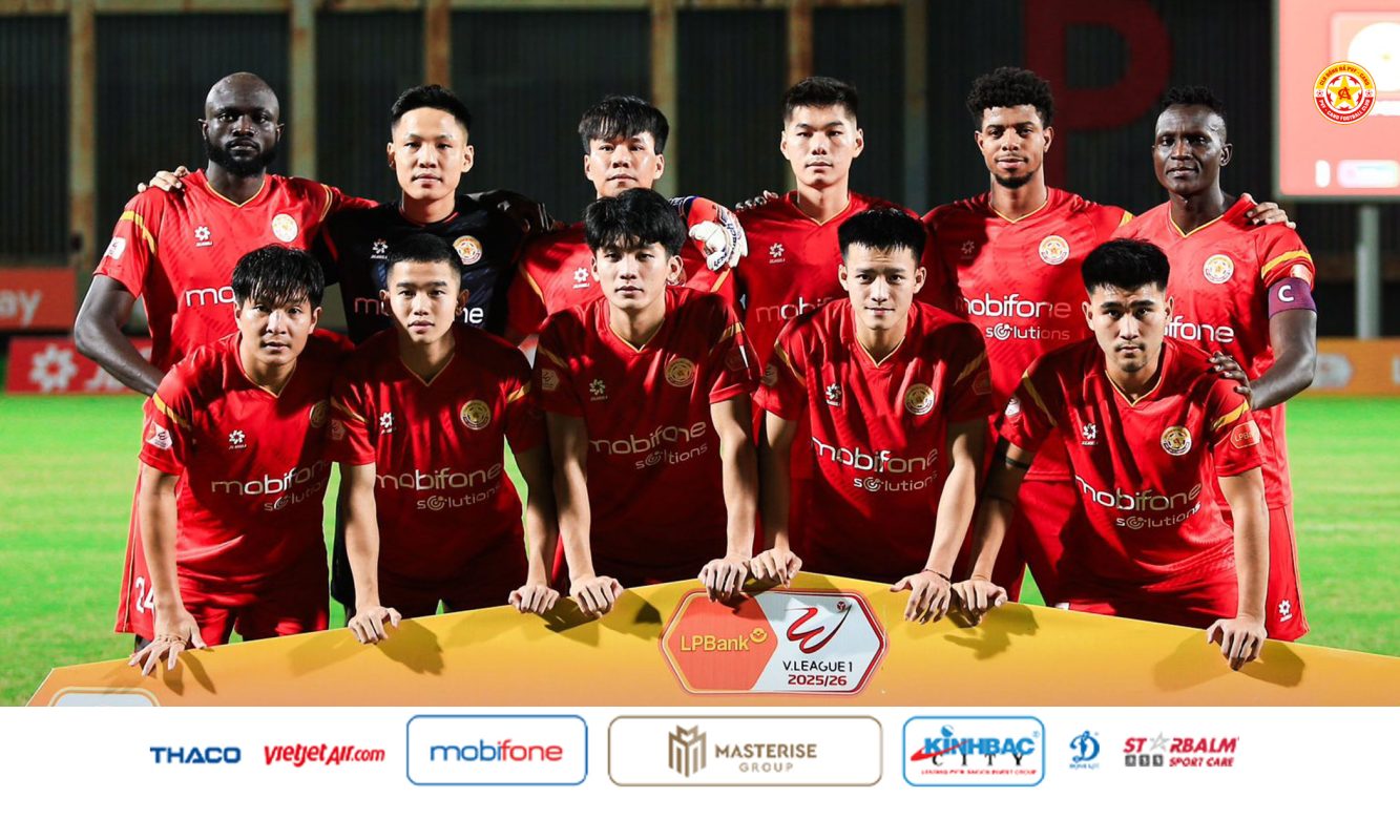 Chùm ảnh PVF-CAND vs Thể Công Viettel: Trận cầu kịch tính, đầy cảm xúc.