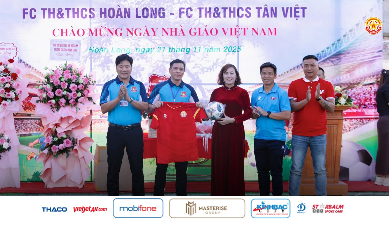 PVF-CAND đồng hành cùng trường Hoàn Long trong lễ ra mắt CLB Bóng đá học sinh