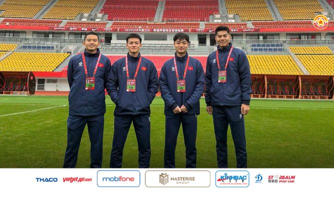 U22 Việt Nam làm quen sân Chengdu Shuangliu Sport Center