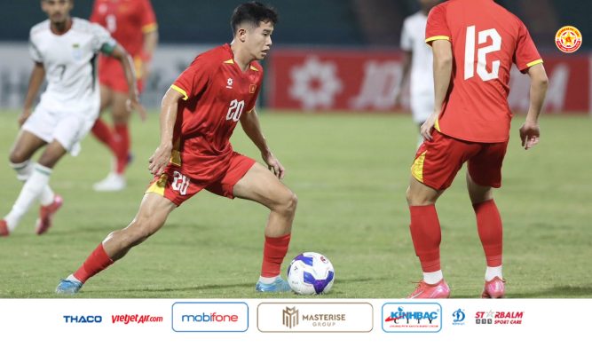 Võ Anh Quân: Mũi khoan lợi hại bên hành lang cánh phải U22 Việt Nam