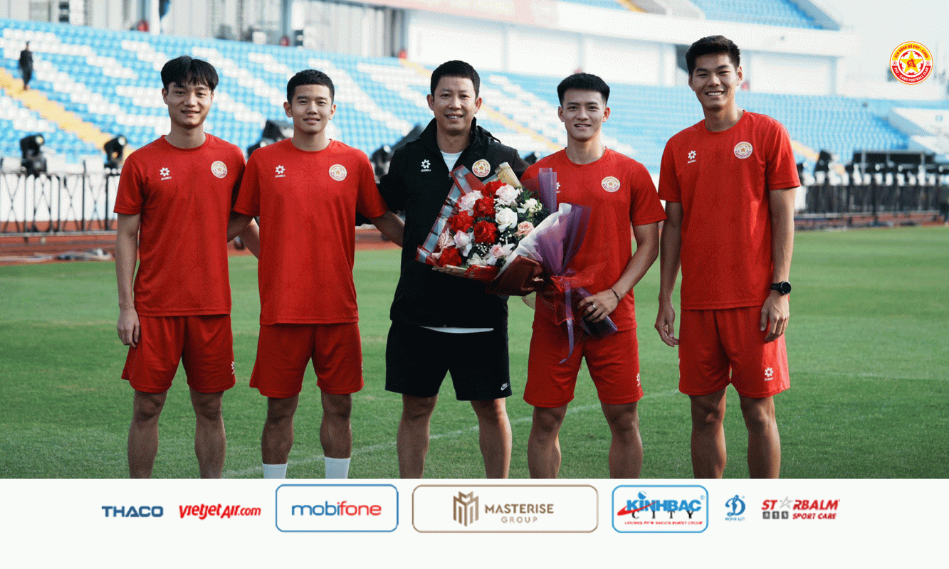 PVF-CAND chào đón 4 người hùng U22 Việt Nam trở về