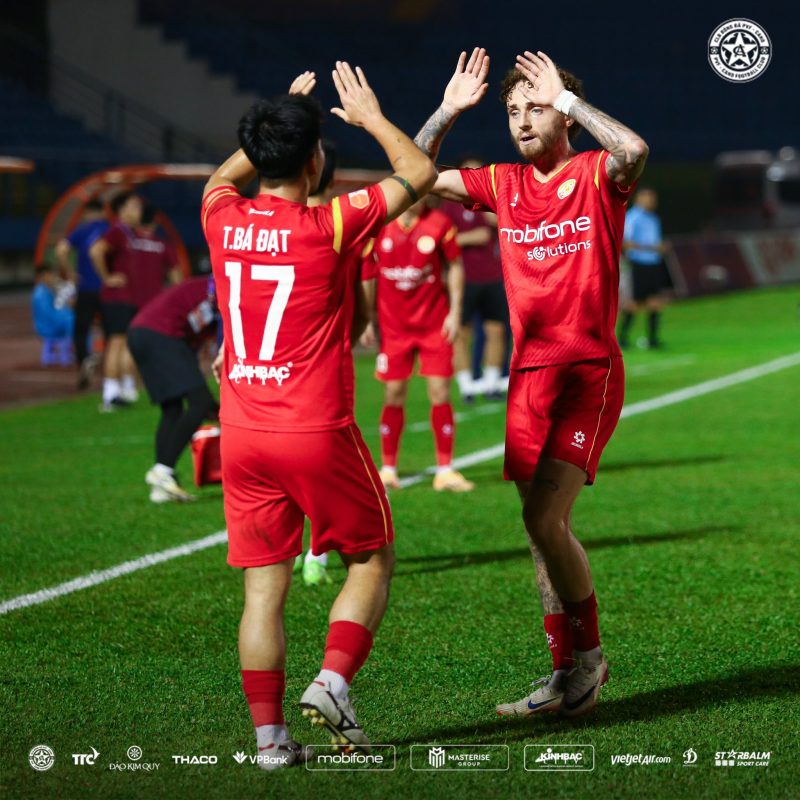 PVF-CAND lội ngược dòng giành chiến thắng cảm xúc trước Becamex Thành phố Hồ Chí Minh